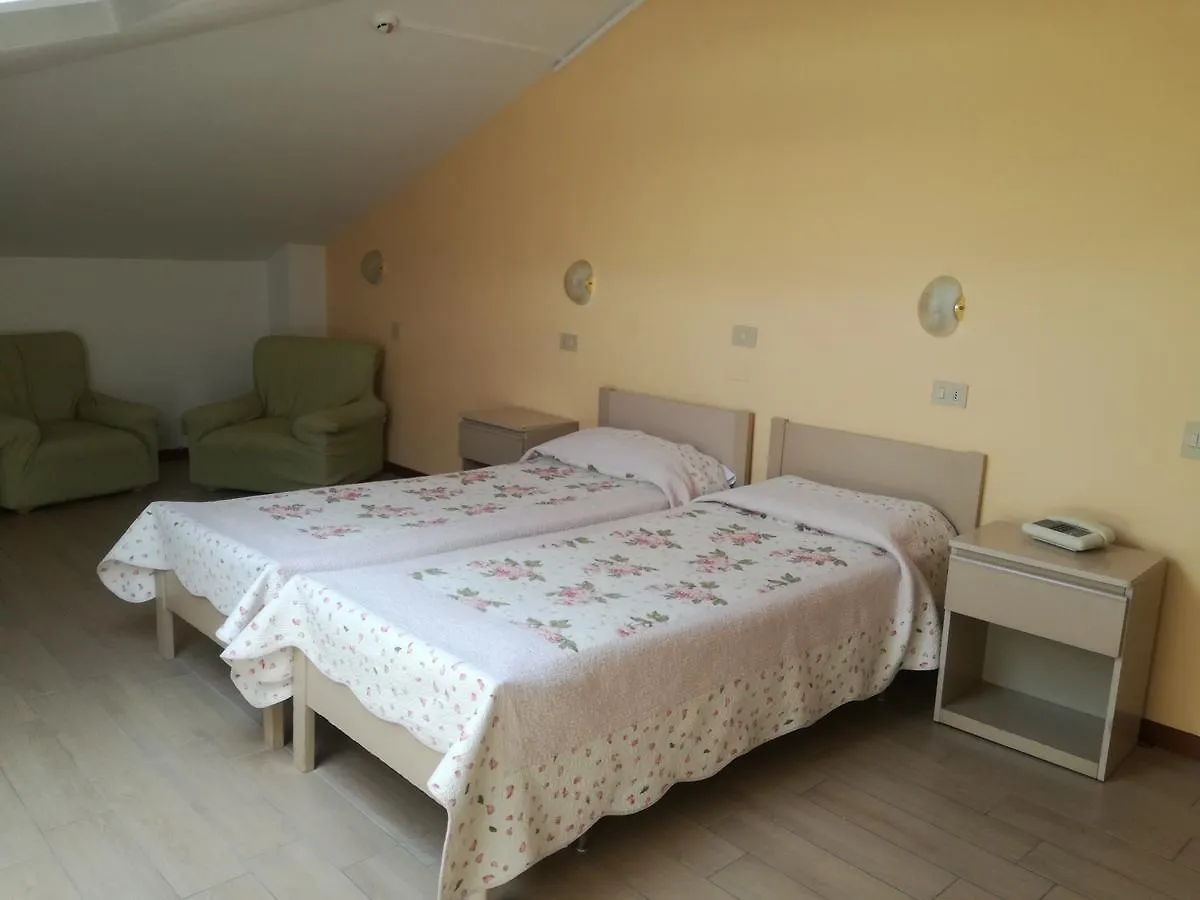 Hotel Prati Montecatini Terme 3*,